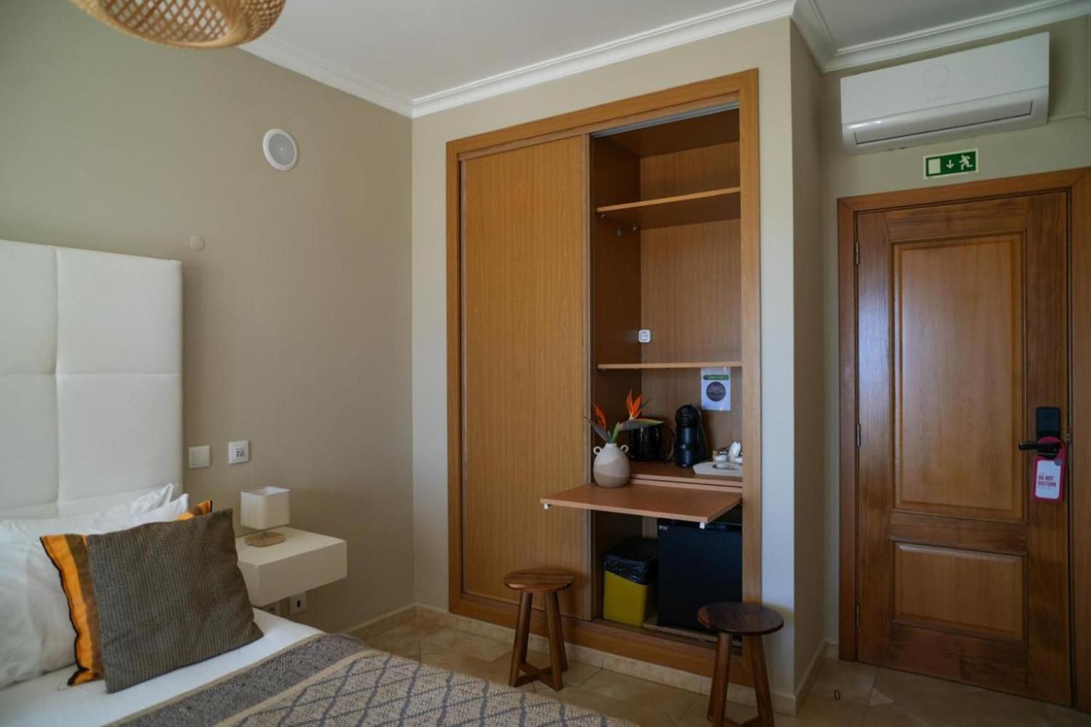 Arrifana Destination Suites Aljezur Esterno foto