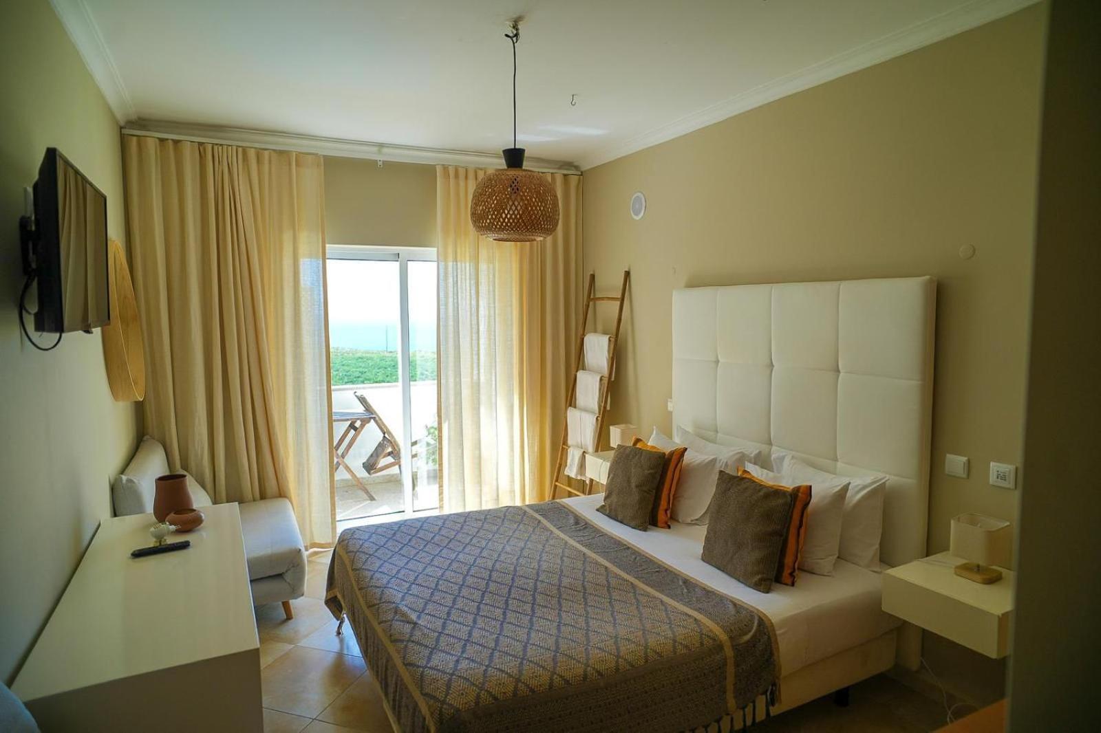 Arrifana Destination Suites Aljezur Esterno foto